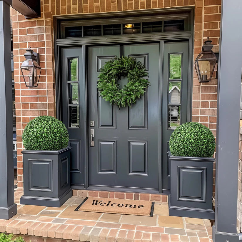 1 Plastic + Wire Hanging Ball